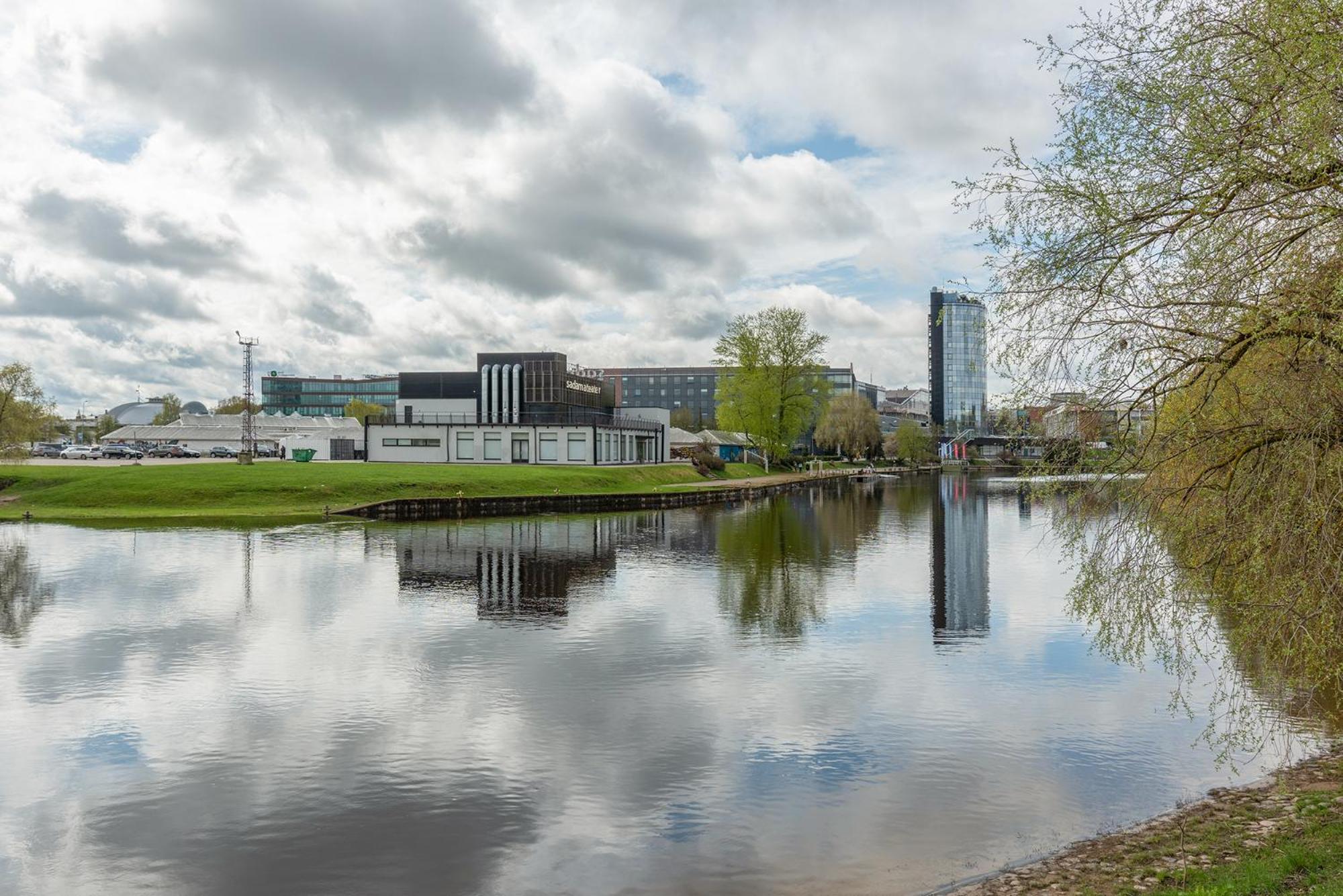 Bronze Colour Studio In Tartu City Centre المظهر الخارجي الصورة